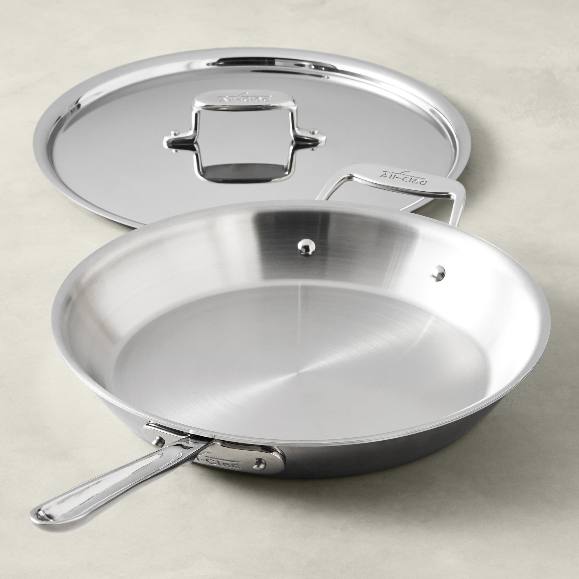 All-Clad D5 - 12.5" Mirror Finish Stainless Steel Deep Fry Pan with Lid - SD5512.55