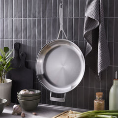 Demeyere Industry 5 Collection 32 cm / 12.6" 18/10 Stainless Steel Frying Pan